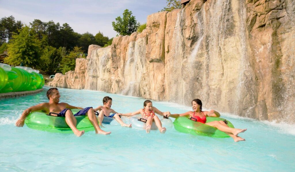 Dollywood's Splash Country - Downbound Float Trip