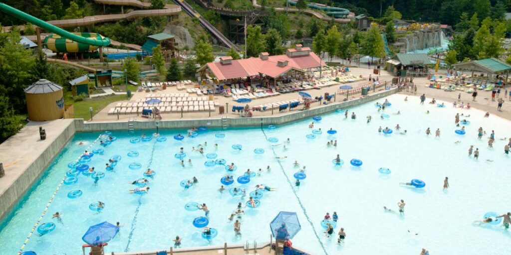 Dollywood's Splash Country - Mountain Waves