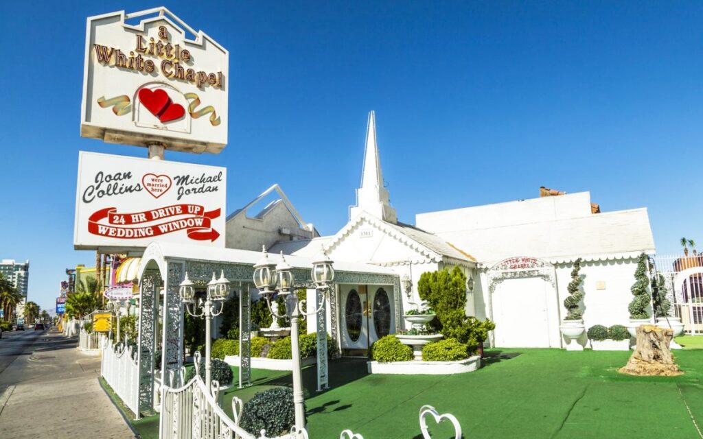 Las Vegas - Little White Wedding Chapel