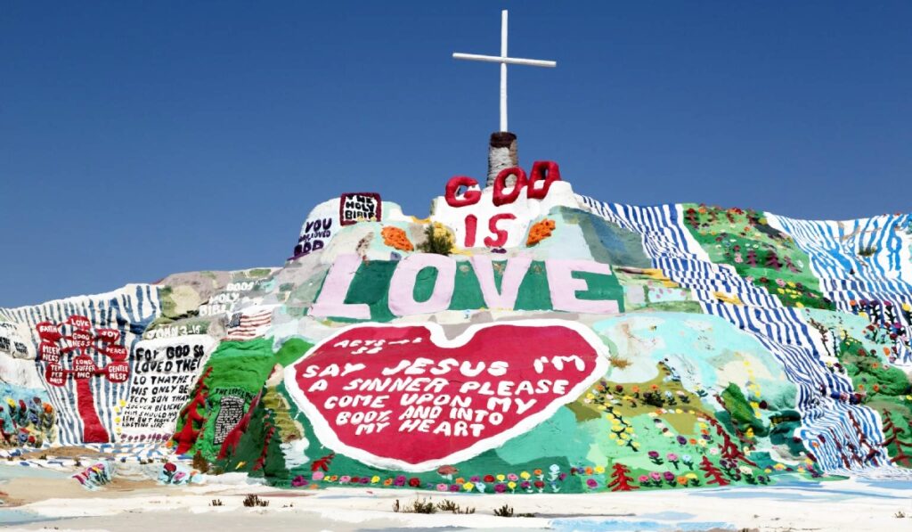 California - Salvation Mountain